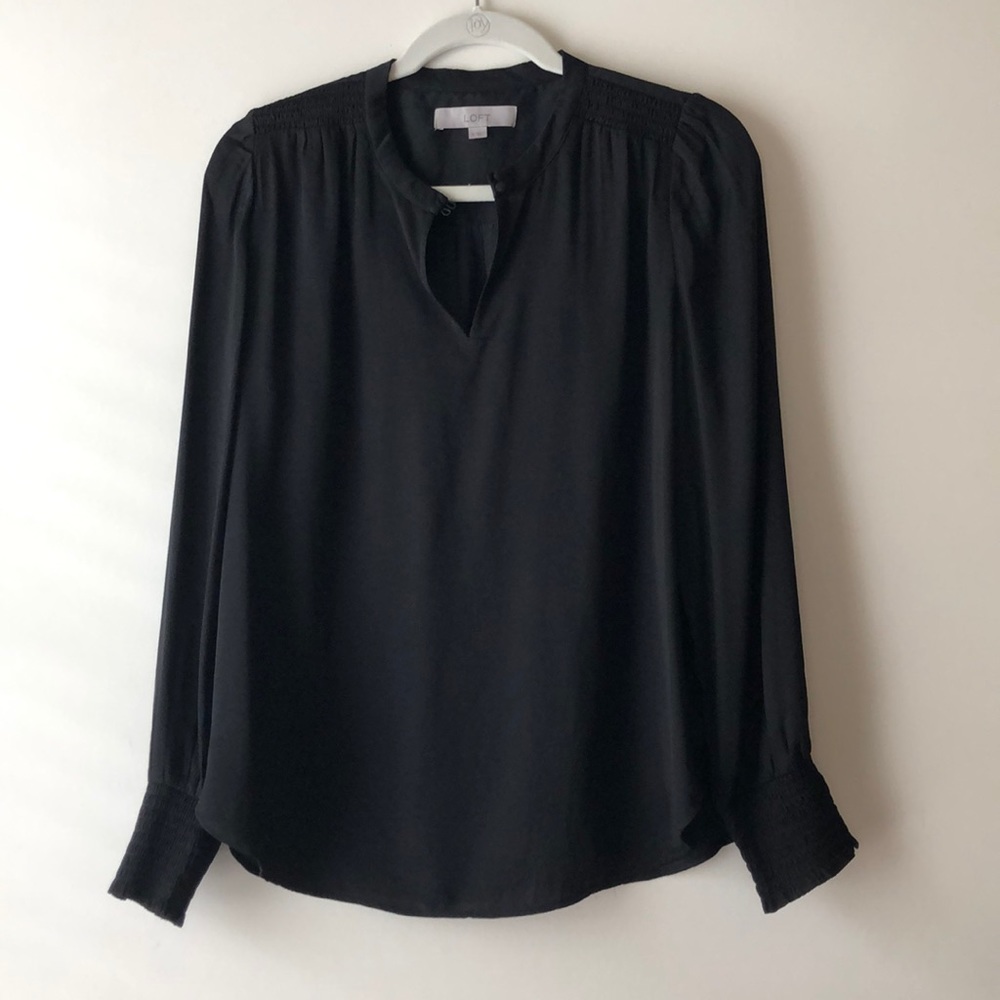 Black long sleeve Loft blouse